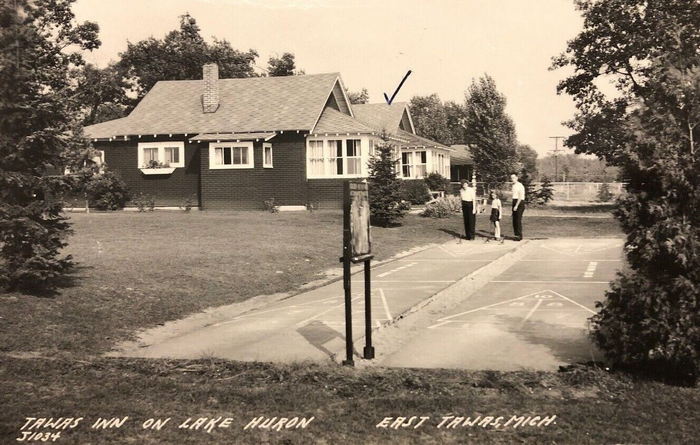 Tawas Inn & Resort - S-L1600 (newer photo)